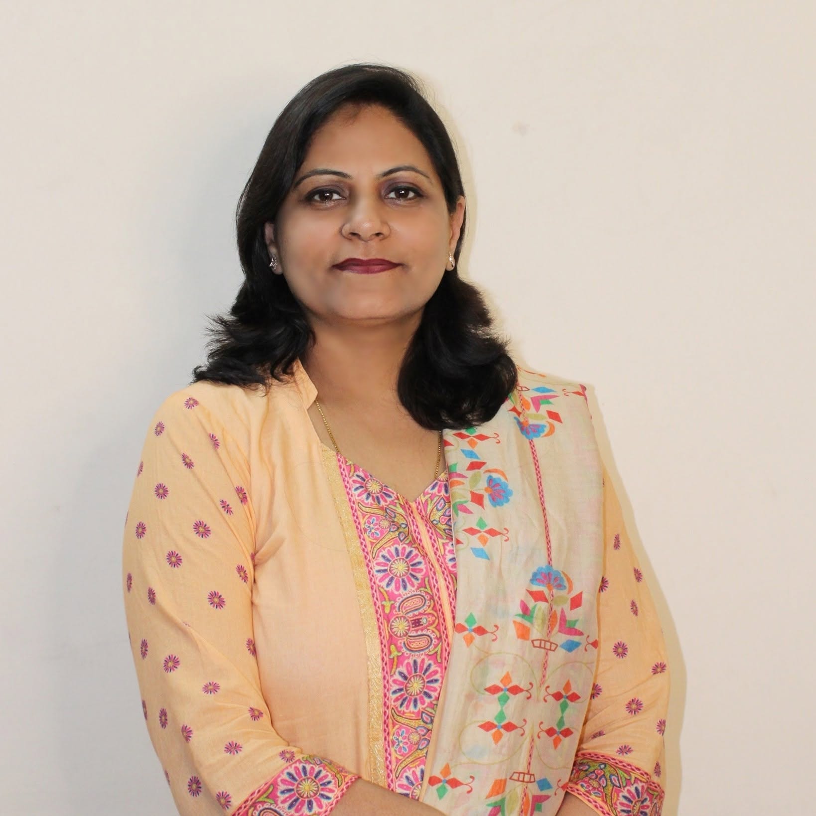 Acharya Mona Mehandru — MahaVastu Trainer & Consultant